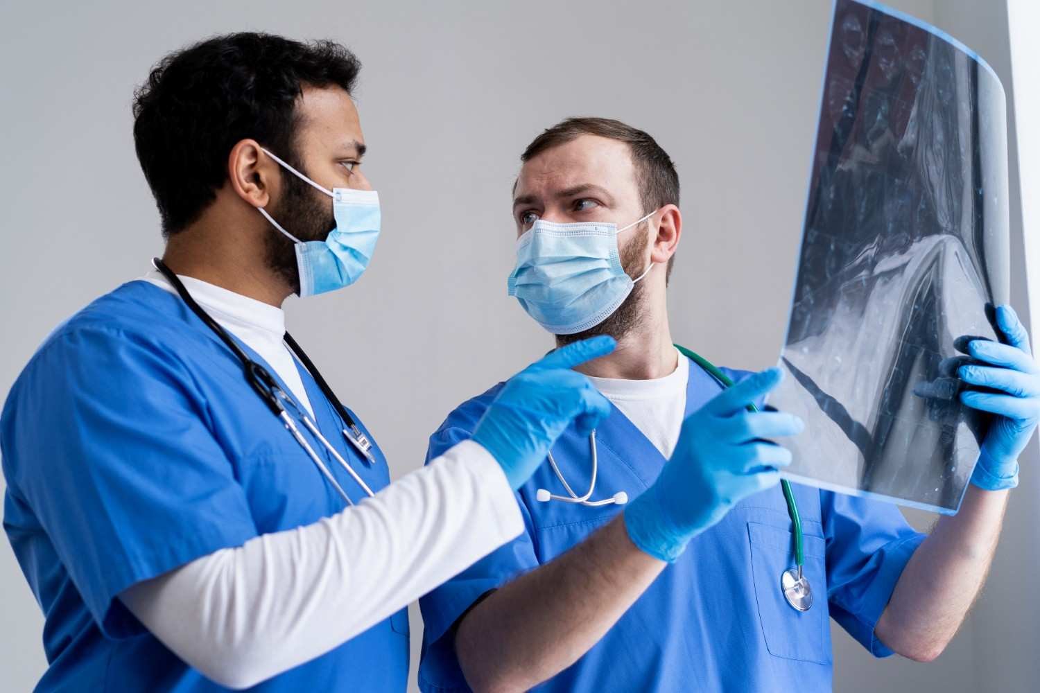 Best Orthopedic Surgeon in Noida